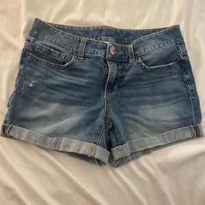 Super cute time and tru jean shorts